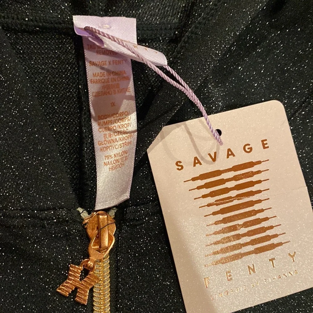 NWTO Savage X Fenty Glitter Shine Hooded Jumpsuit took off tags to try on - Picture 4 of 5